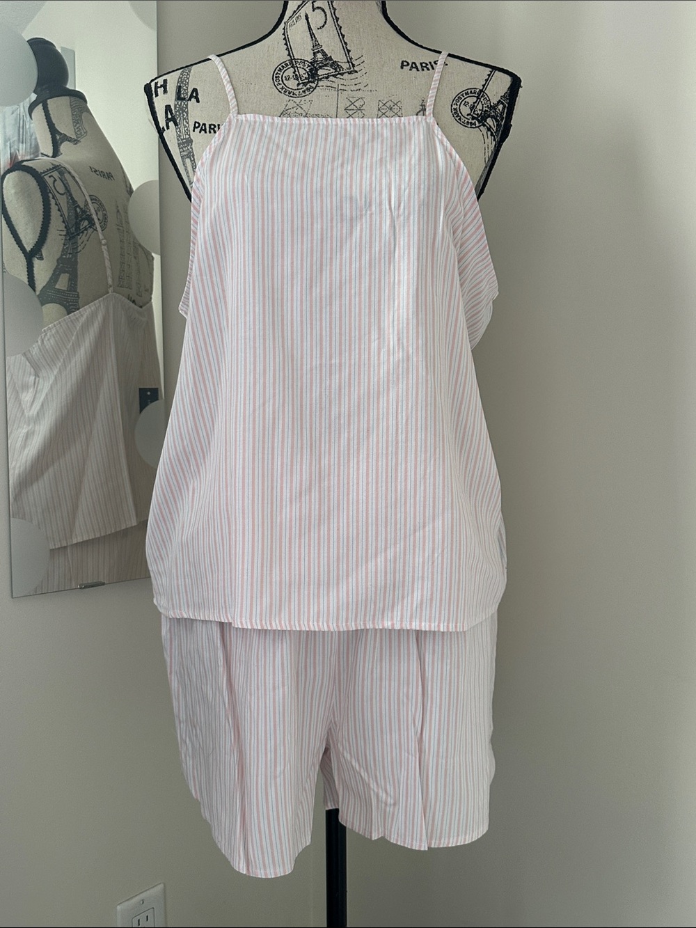 Tommy Hilfiger Large Pink & White Striped Pajama Set NWT